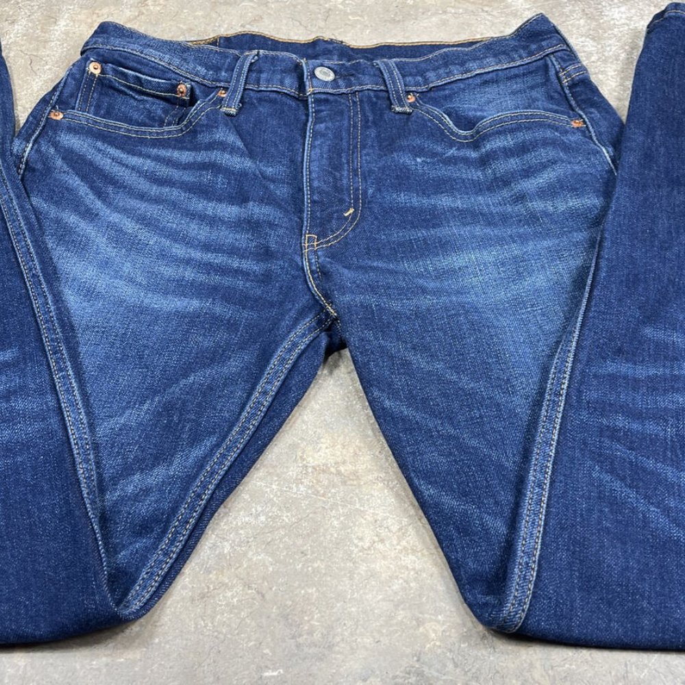 Levis 502 Men Blue Button Straight Leg Jean ❤️